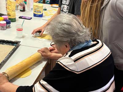 Weihnachtskekse backen im Senior:innenwohnheim Umsetzung Bild 2